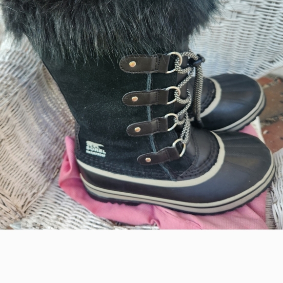 SOREL WOMEN'S SIZE 5 BOOTS - Picture 3 of 4